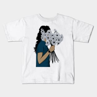 Girl with flowers Kids T-Shirt